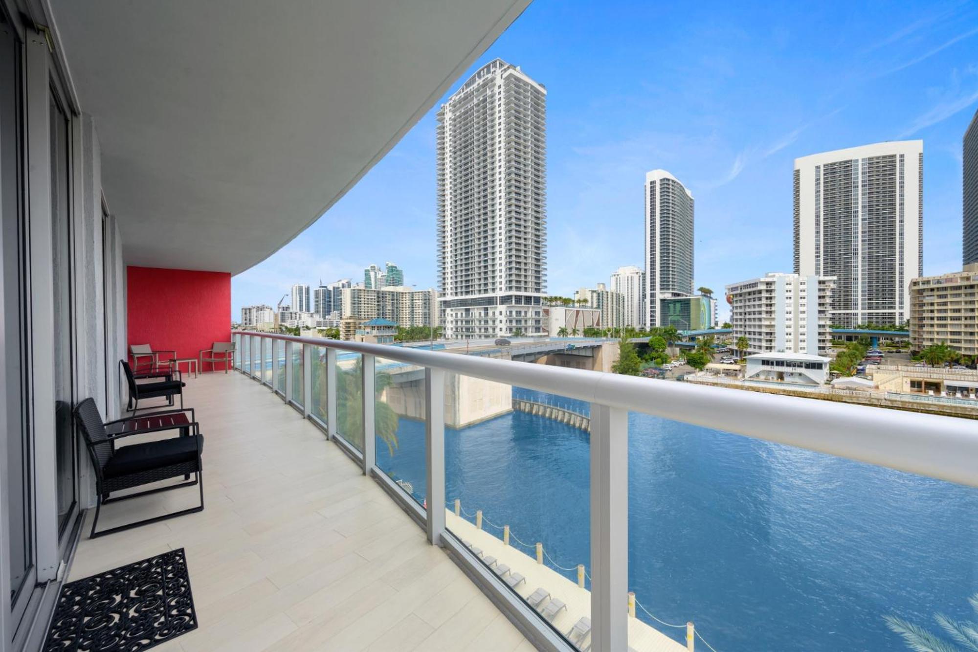 Hallandale Sky Water View Hallandale Beach Eksteriør billede